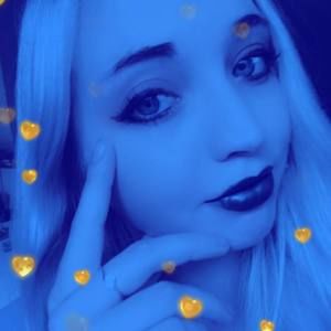 Meet your Posher, Caitlin